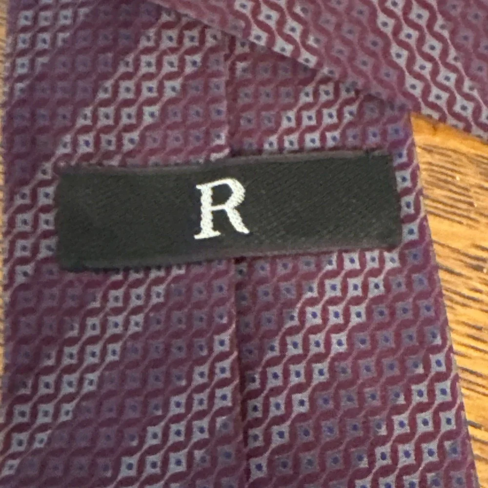 Richel Deluxe 100% Silk Made in Spain Maroon and Navy Handmade Tie